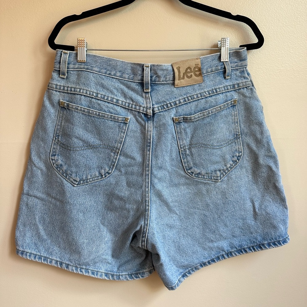 Retro Lee Denim Boyfriend Shorts - vintage size 16p fit like Large